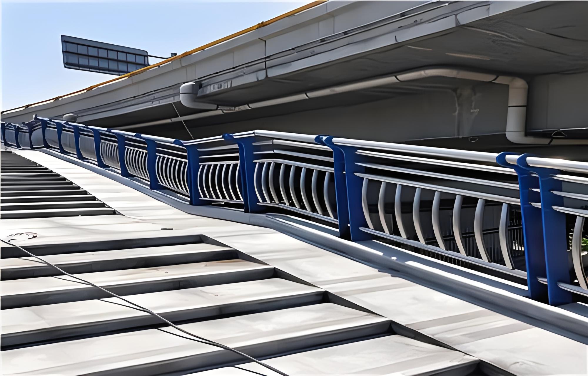 通辽不锈钢桥梁护栏维护方案：确保安全，延长使用寿命